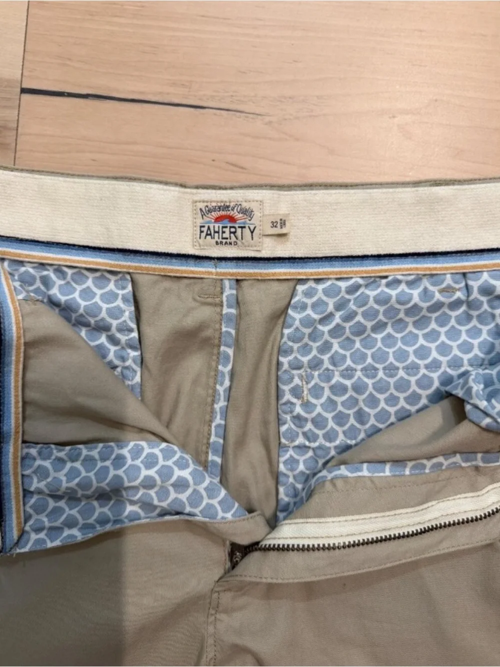 Faherty Island Life Shorts (Sz 32)